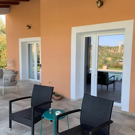 Casavitanuova, Poolhouse With A View *